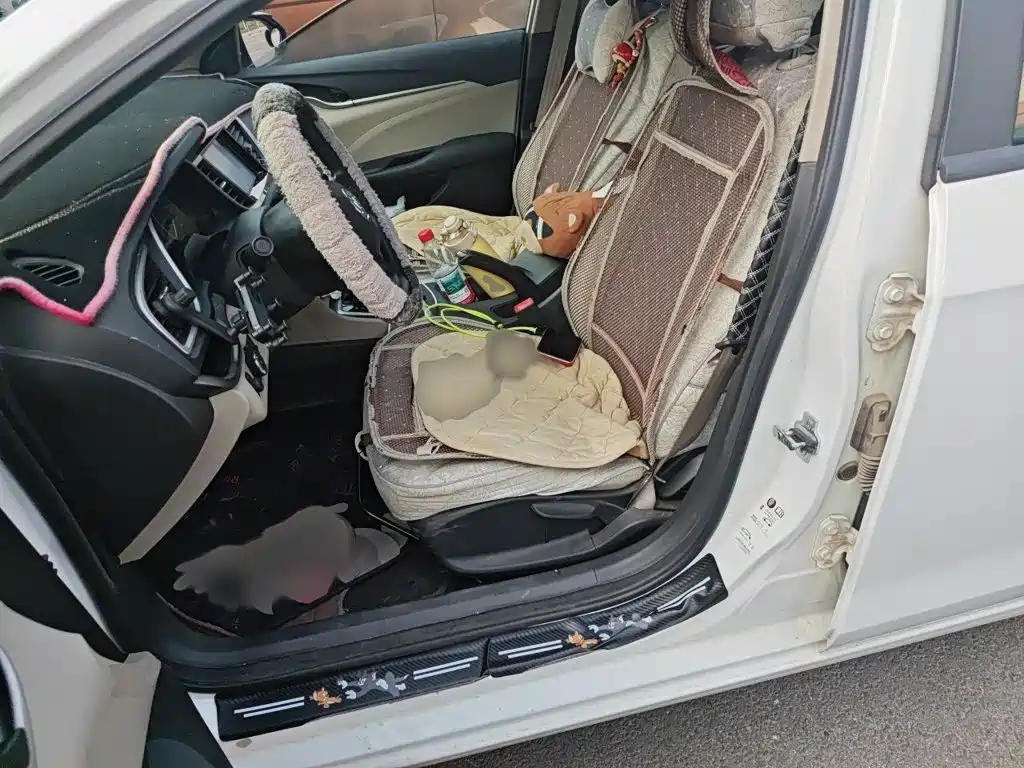 Buick Excelle — миниатюра 8