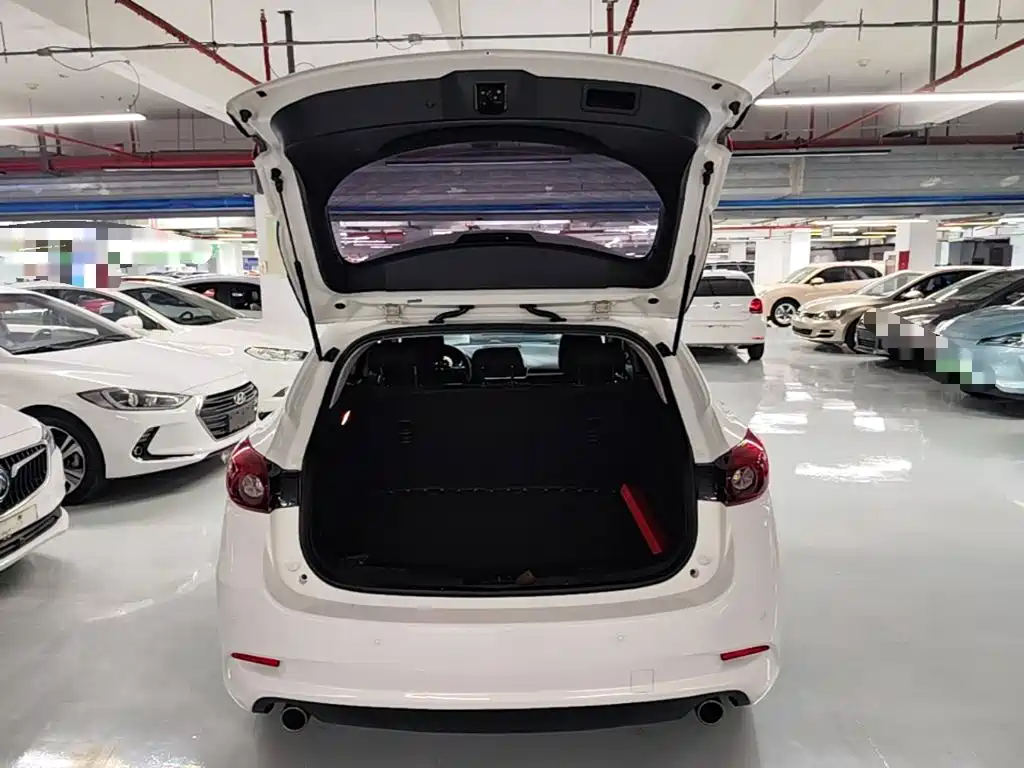 Mazda 3 Axela — миниатюра 19