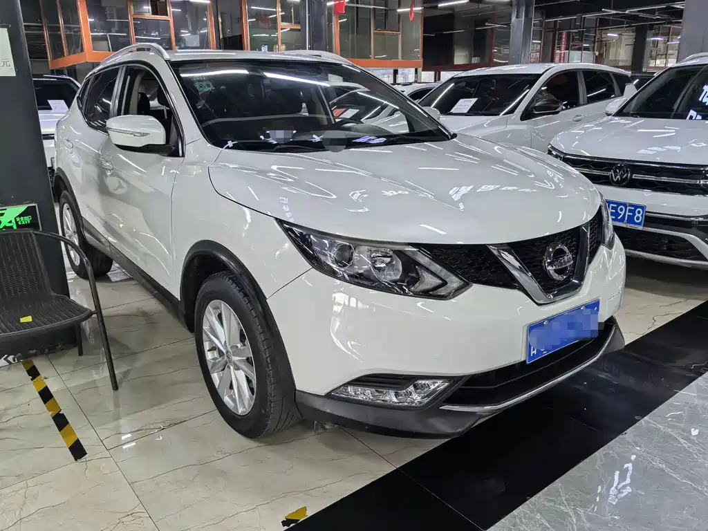Nissan Qashqai — миниатюра 3