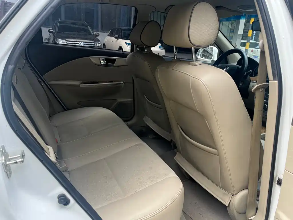 Buick Excelle 1.5L Auto Classic Type, фото 21