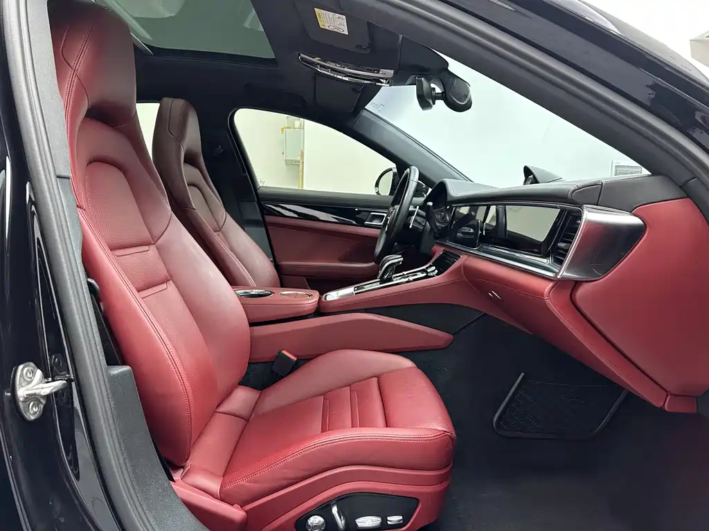 Porsche Panamera — миниатюра 11