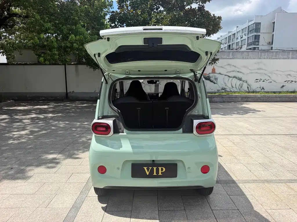 Wuling MINIEV — миниатюра 4