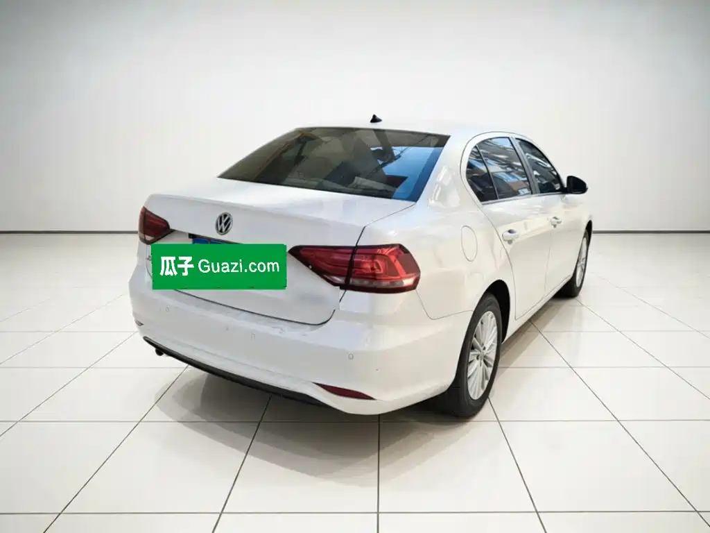 Volkswagen Lavida — миниатюра 4