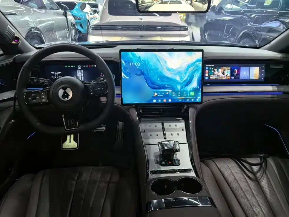 Denza Denza Z9GT — миниатюра 10