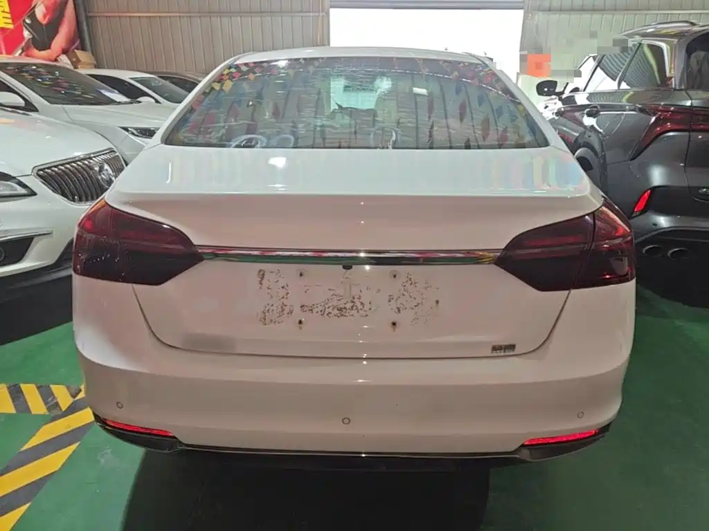 Geely Emgrand — миниатюра 6