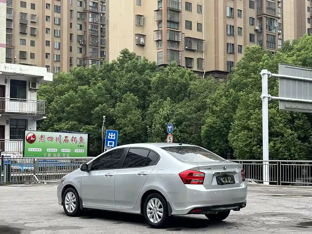 Honda City Classic — миниатюра 10