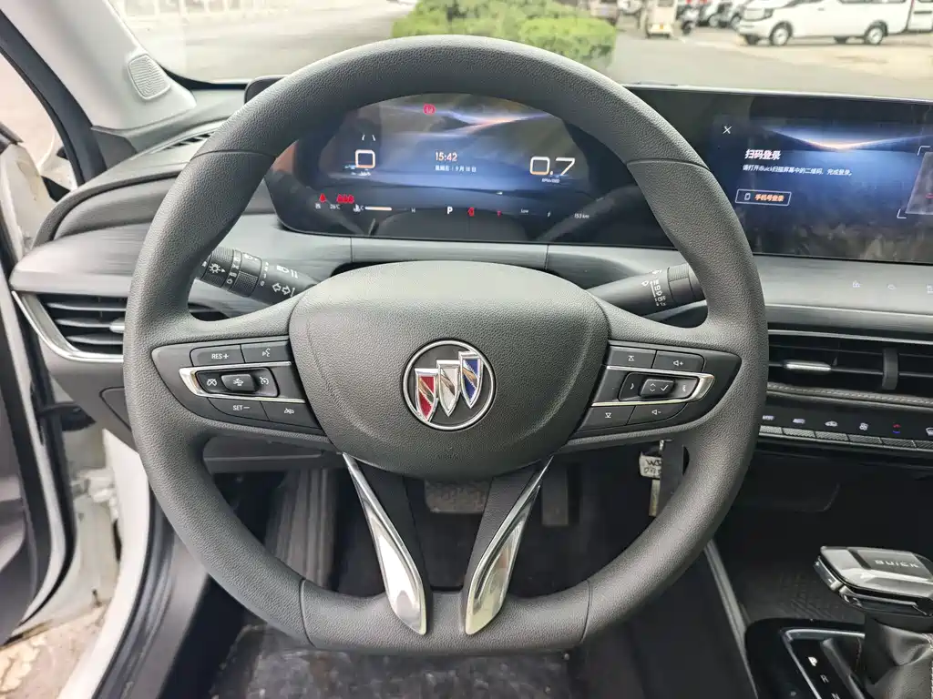 Buick Verano — миниатюра 11