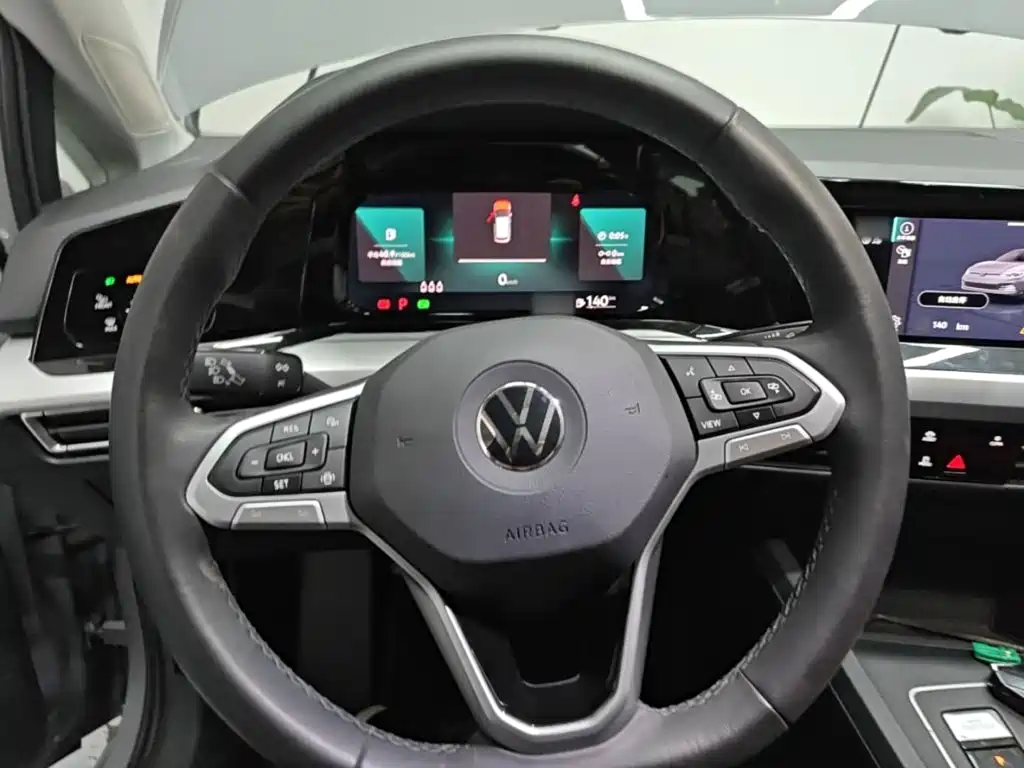 Volkswagen Golf — миниатюра 11