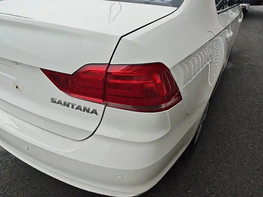 Volkswagen Santana — миниатюра 8