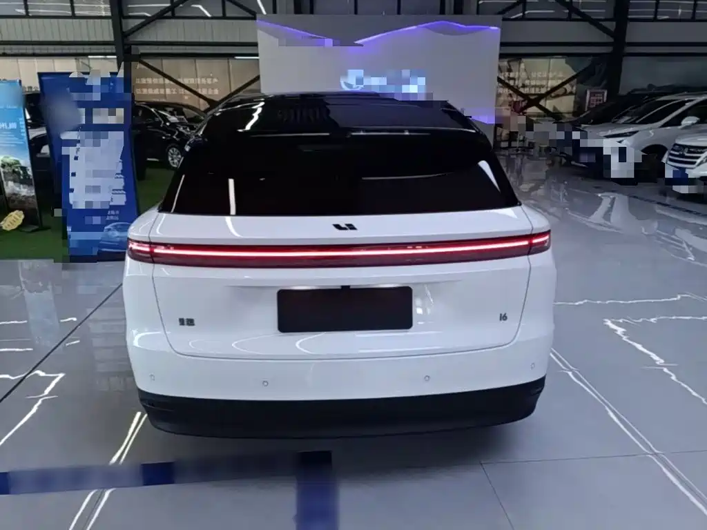 Li Auto Идеальный i6 — миниатюра 6
