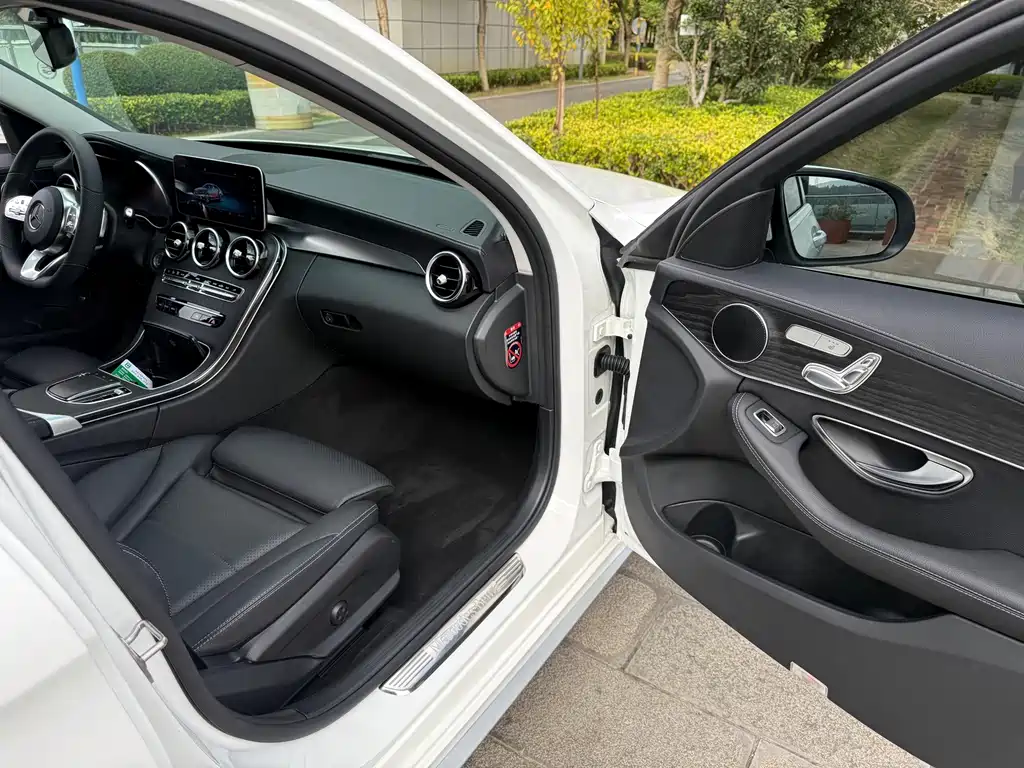 Mercedes-Benz C-Class — миниатюра 45
