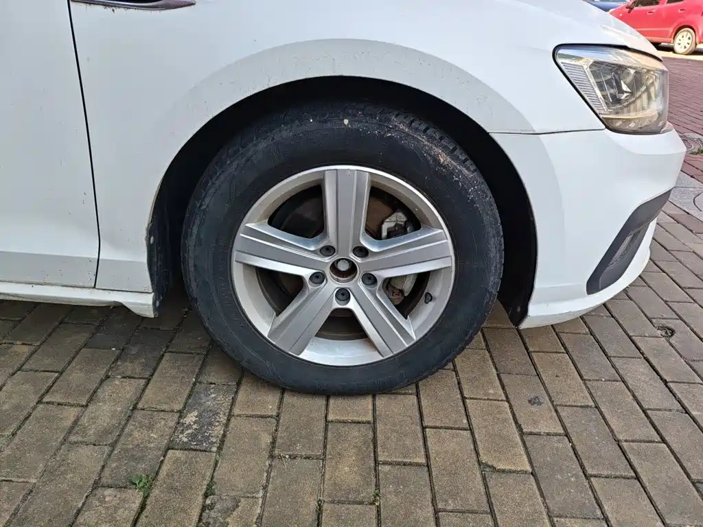 Volkswagen Lamando — миниатюра 8