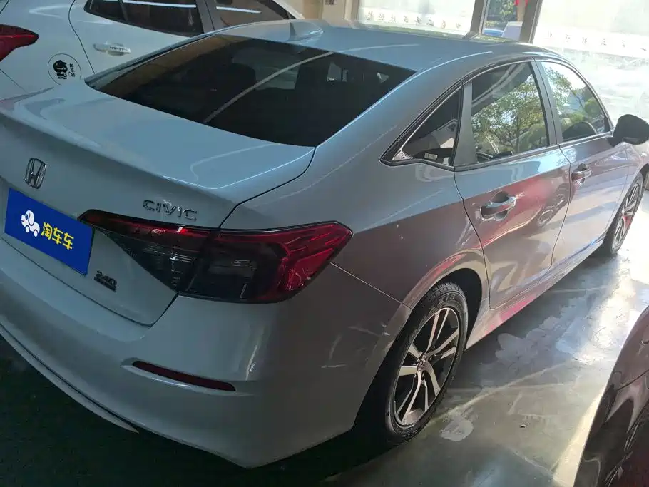 Honda Civic — миниатюра 3