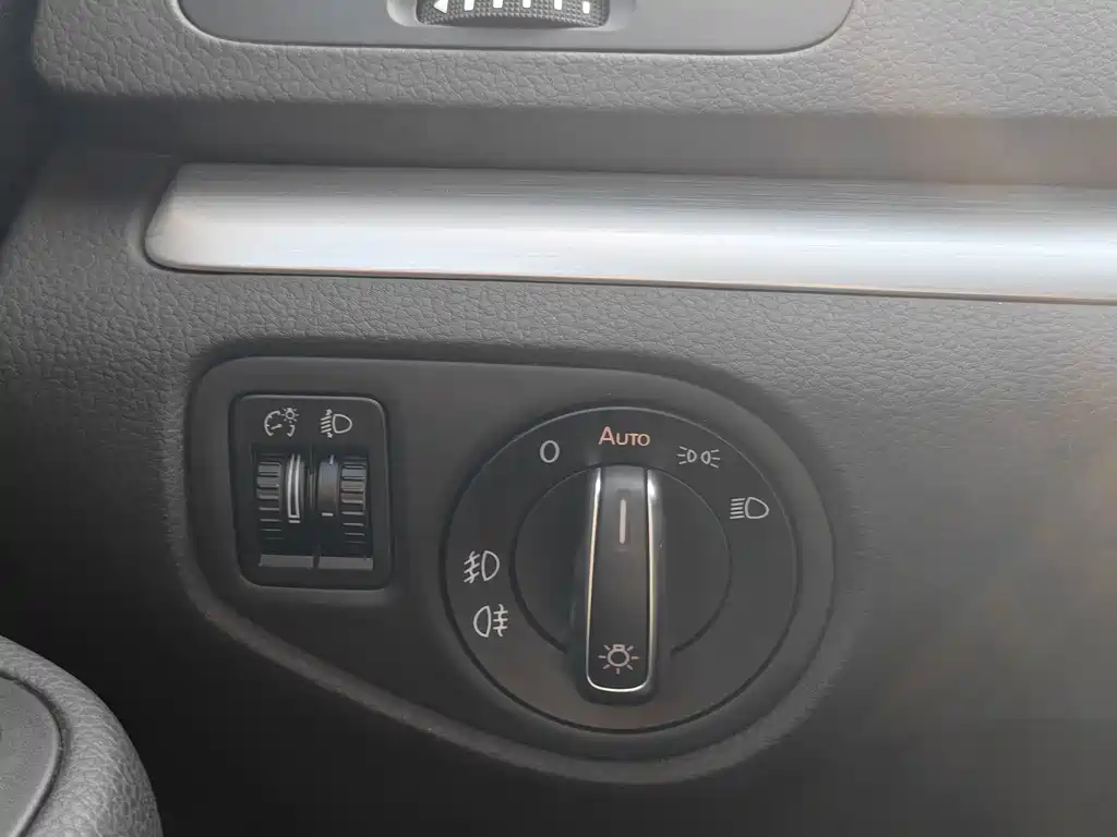 Volkswagen Sharan — миниатюра 29