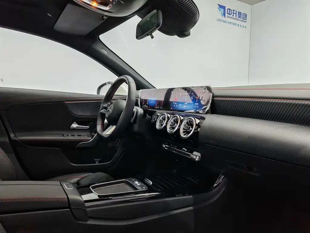 Mercedes-Benz A-Class — миниатюра 15