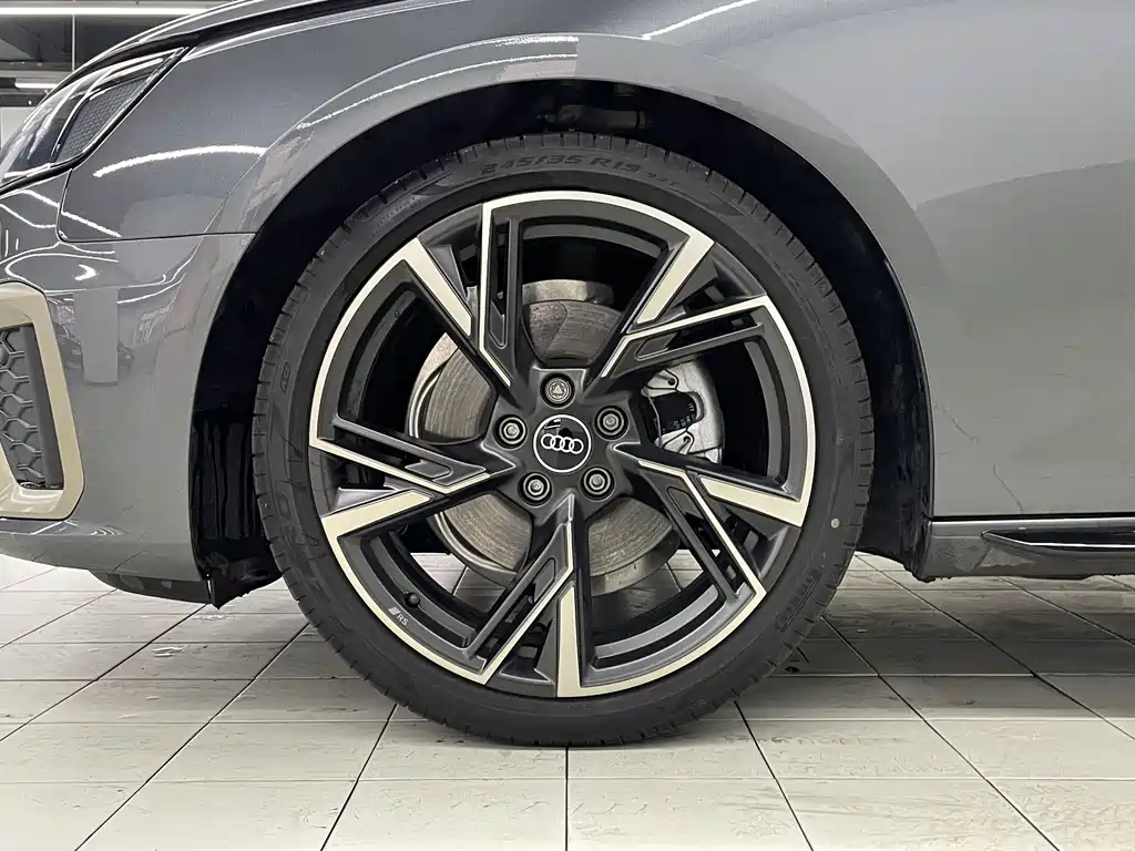 Audi A4L — миниатюра 17