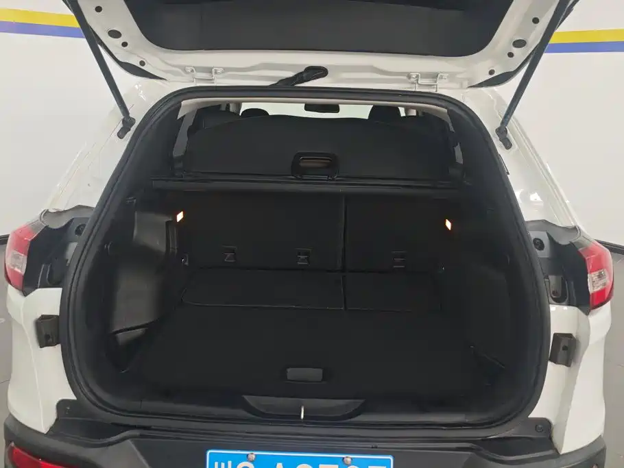 Jeep Cherokee — миниатюра 4