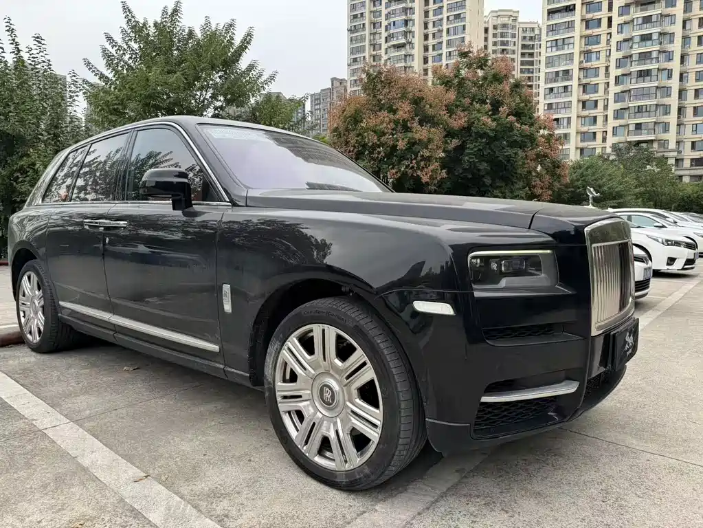 Rolls-Royce Cullinan — миниатюра 2