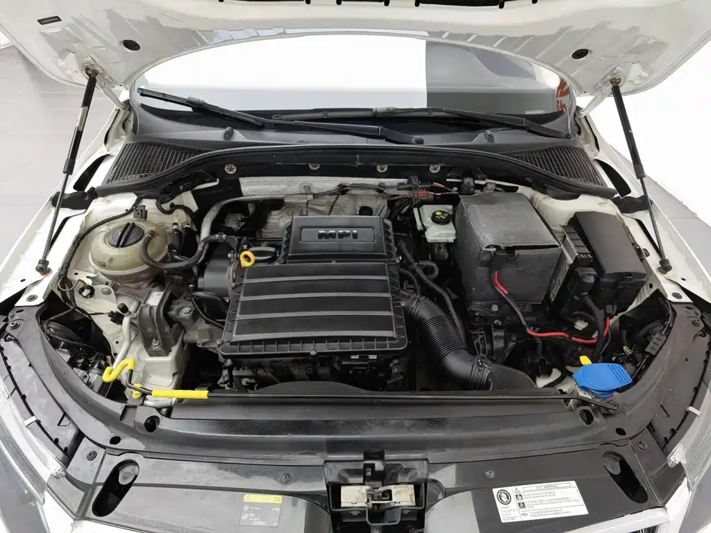 Skoda Octavia 2015 1.6L MT