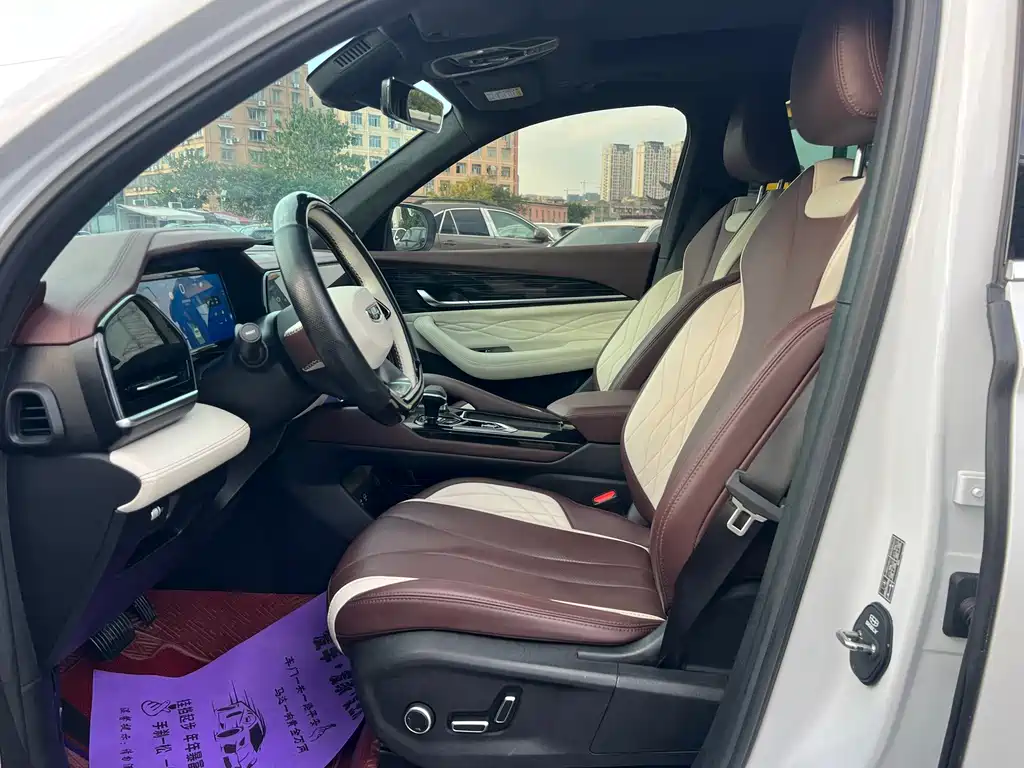 Geely Xingyue L — миниатюра 11