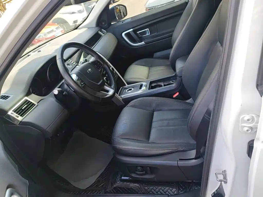 Land Rover Discovery Sport — миниатюра 15