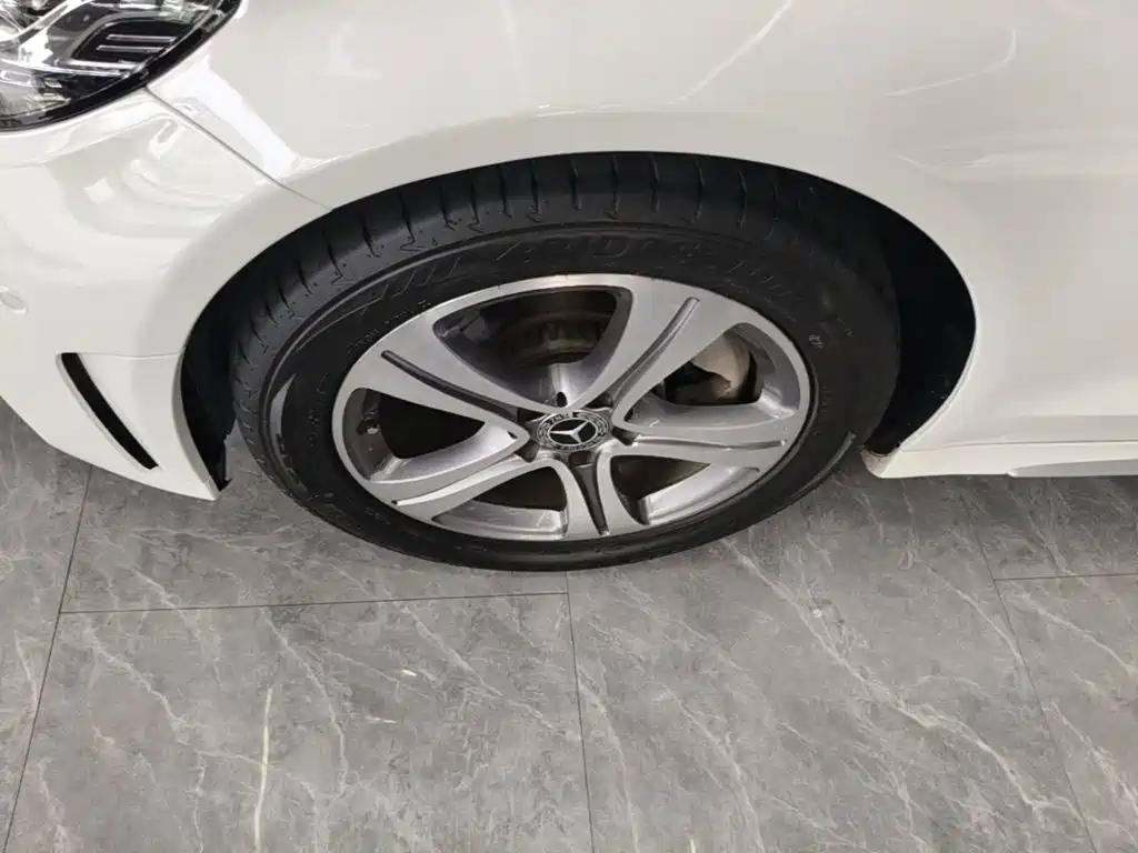 Mercedes-Benz C-Class — миниатюра 23