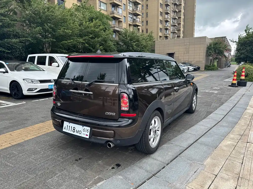 MINI Mini Clubman — миниатюра 6