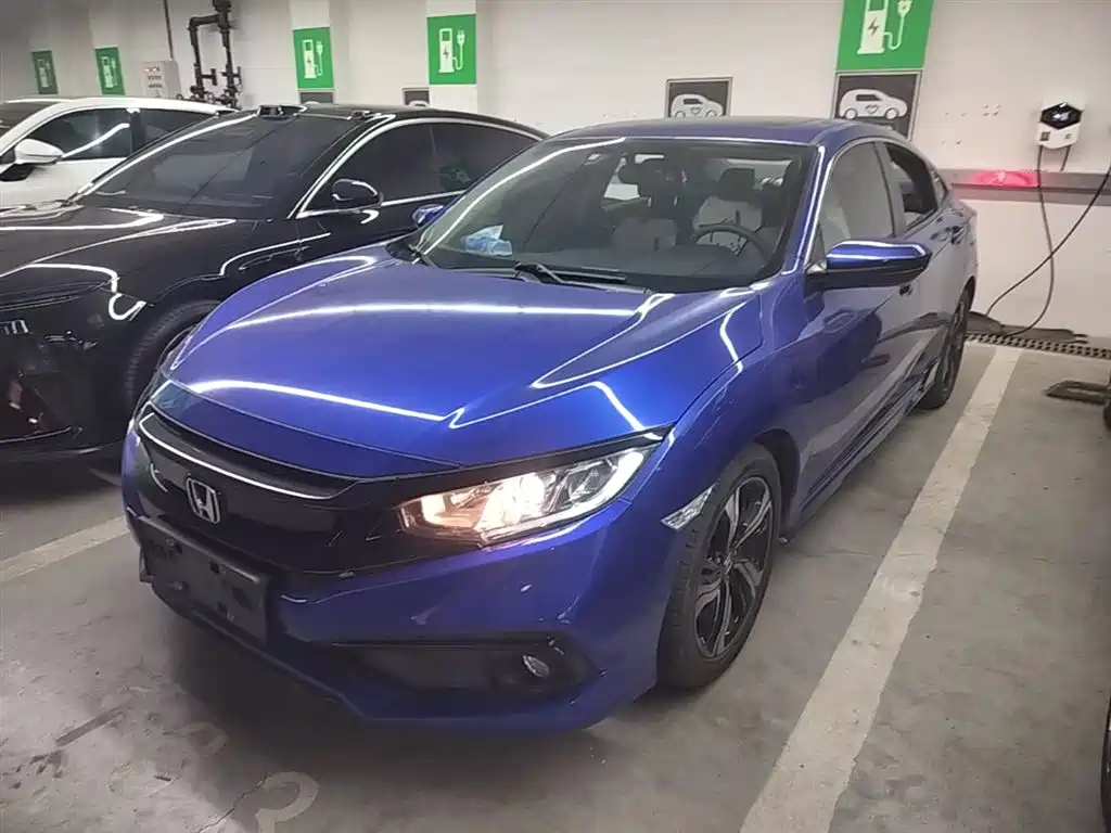 Купить Honda Civic