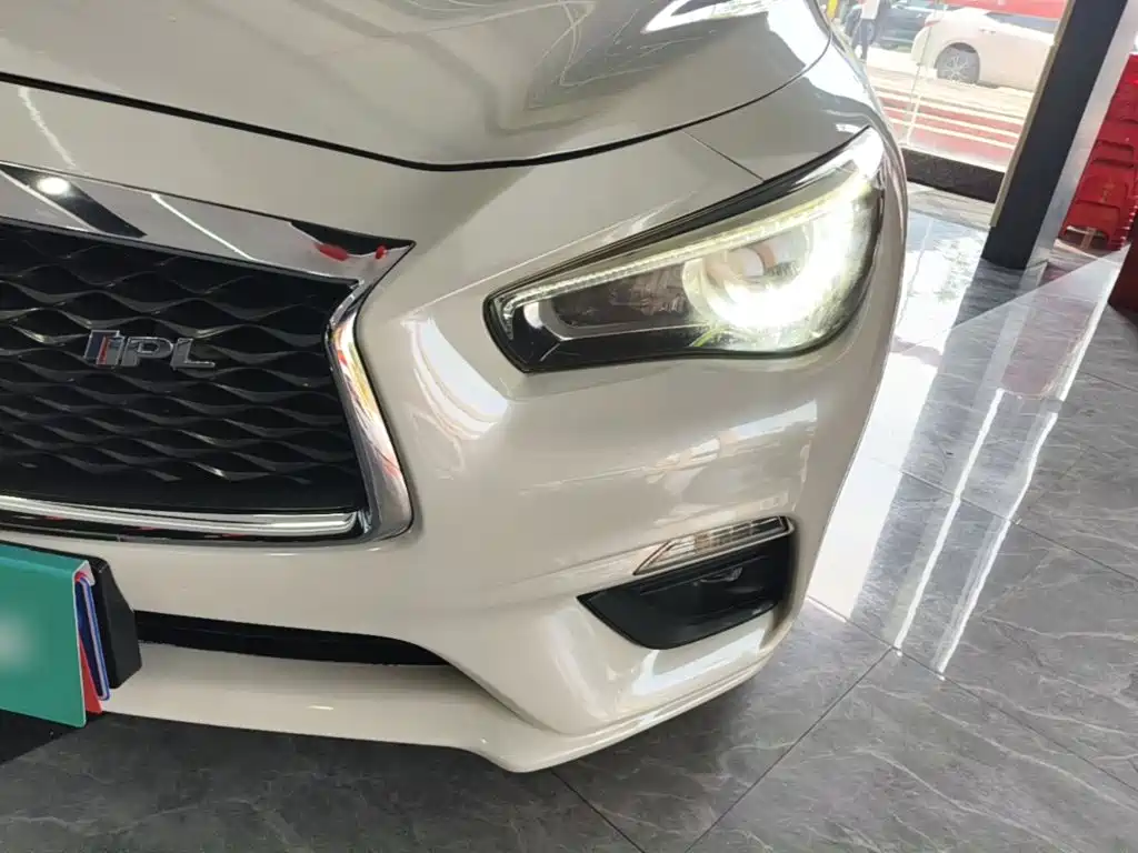 Infiniti Q50L — миниатюра 24