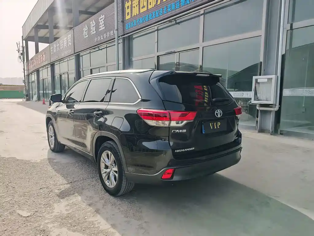 Toyota Highlander — миниатюра 4