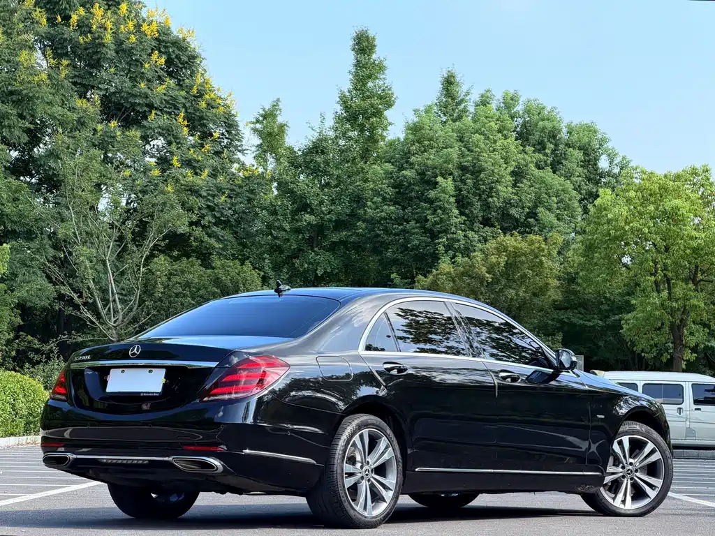 Mercedes-Benz S-Class — миниатюра 5