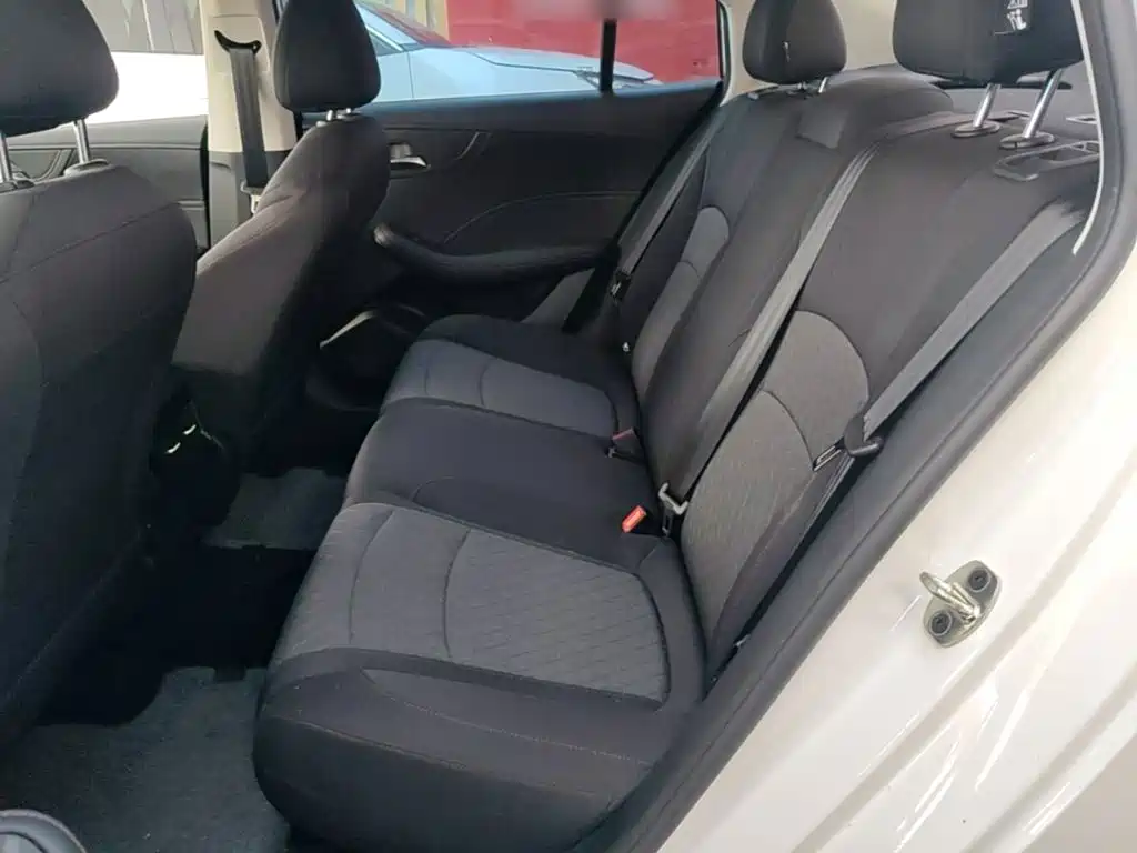 Roewe i5 — миниатюра 17