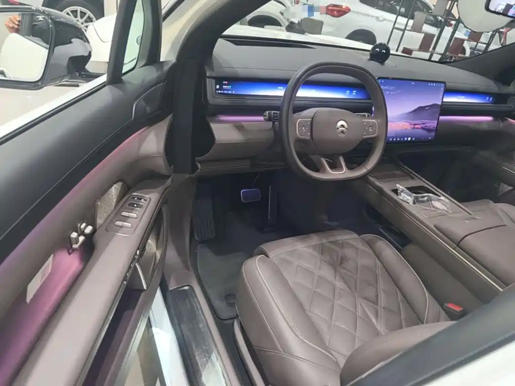 NIO ES8 — миниатюра 16