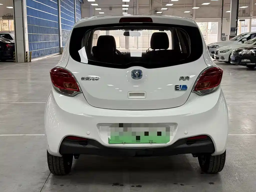 Changan EV — миниатюра 11