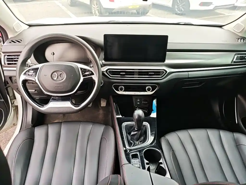 BAIC U7 — миниатюра 10