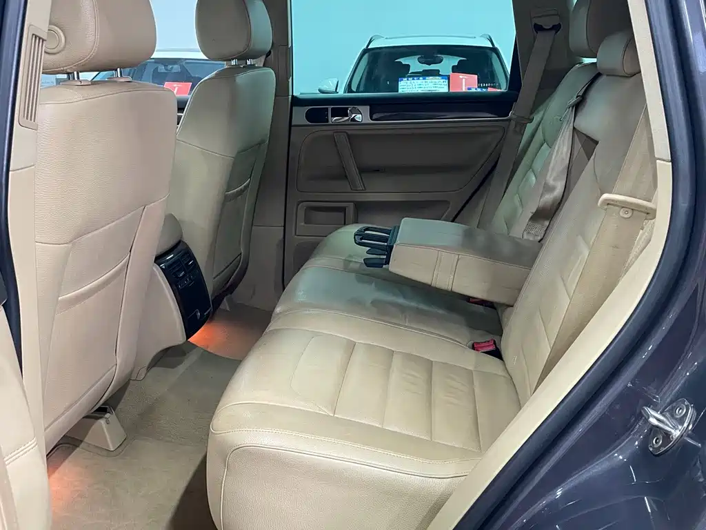 Volkswagen Touareg — миниатюра 10