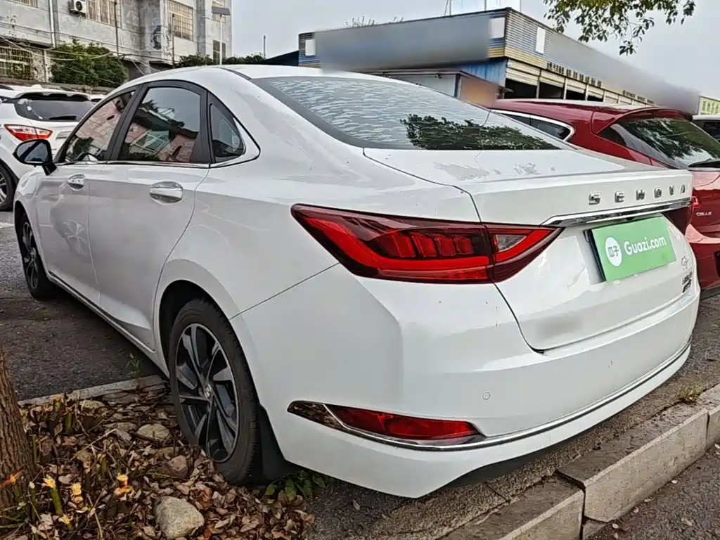 BAIC U7 — миниатюра 5
