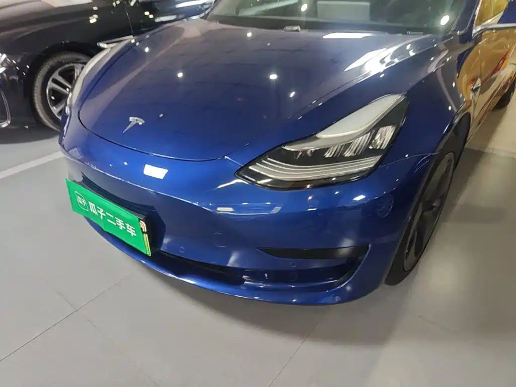 Tesla Model 3 — миниатюра 24