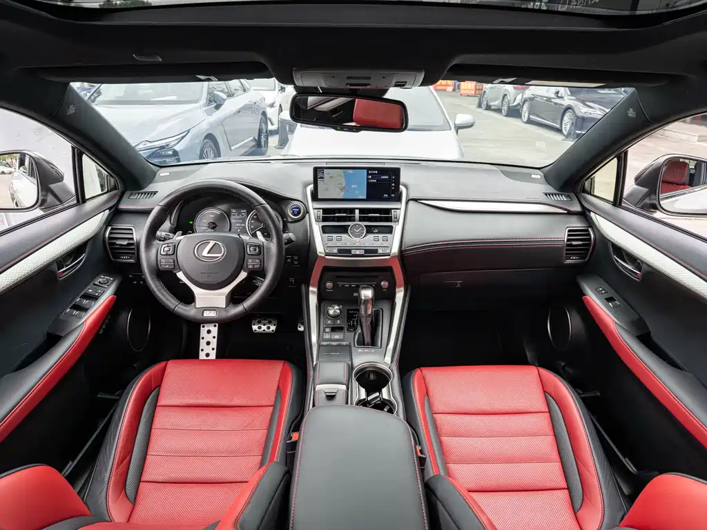 Lexus NX — миниатюра 13