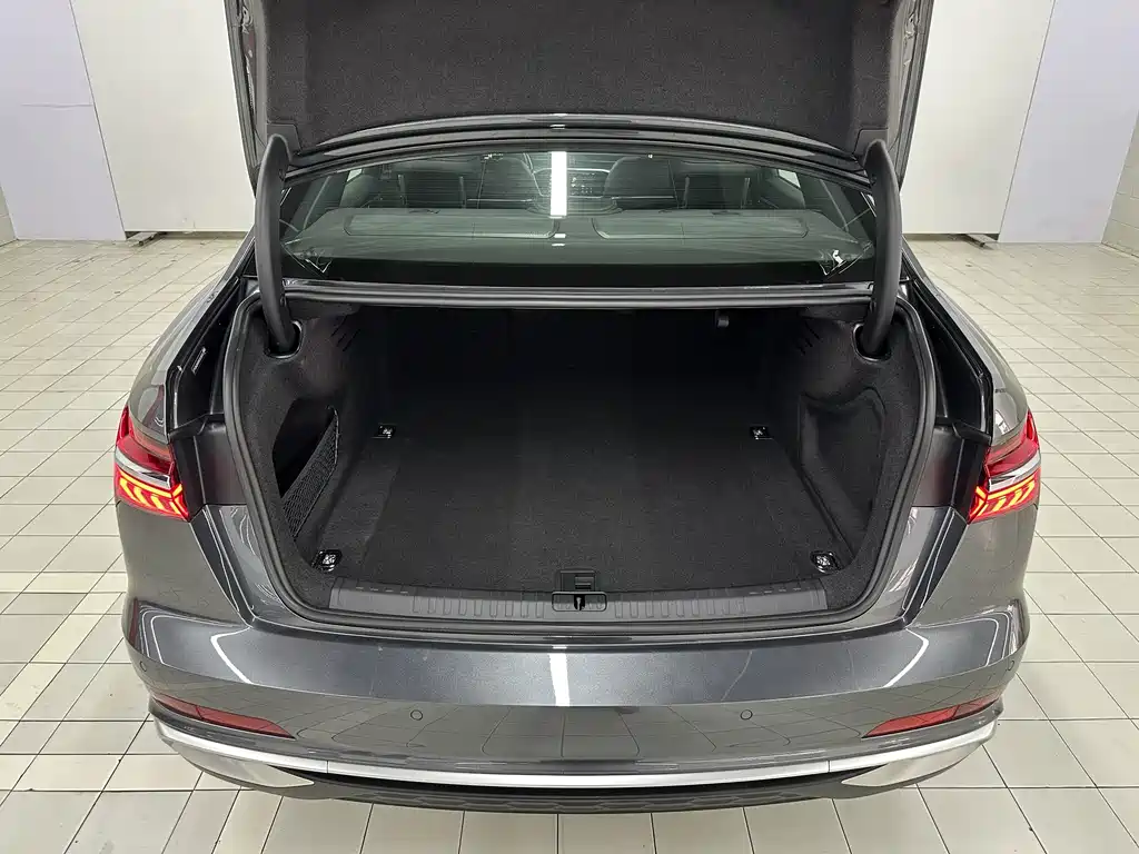 Audi A6L — миниатюра 15