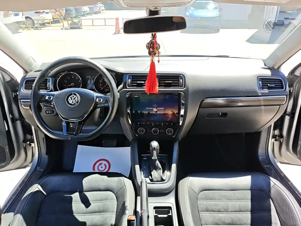 Volkswagen Sagitar — миниатюра 10