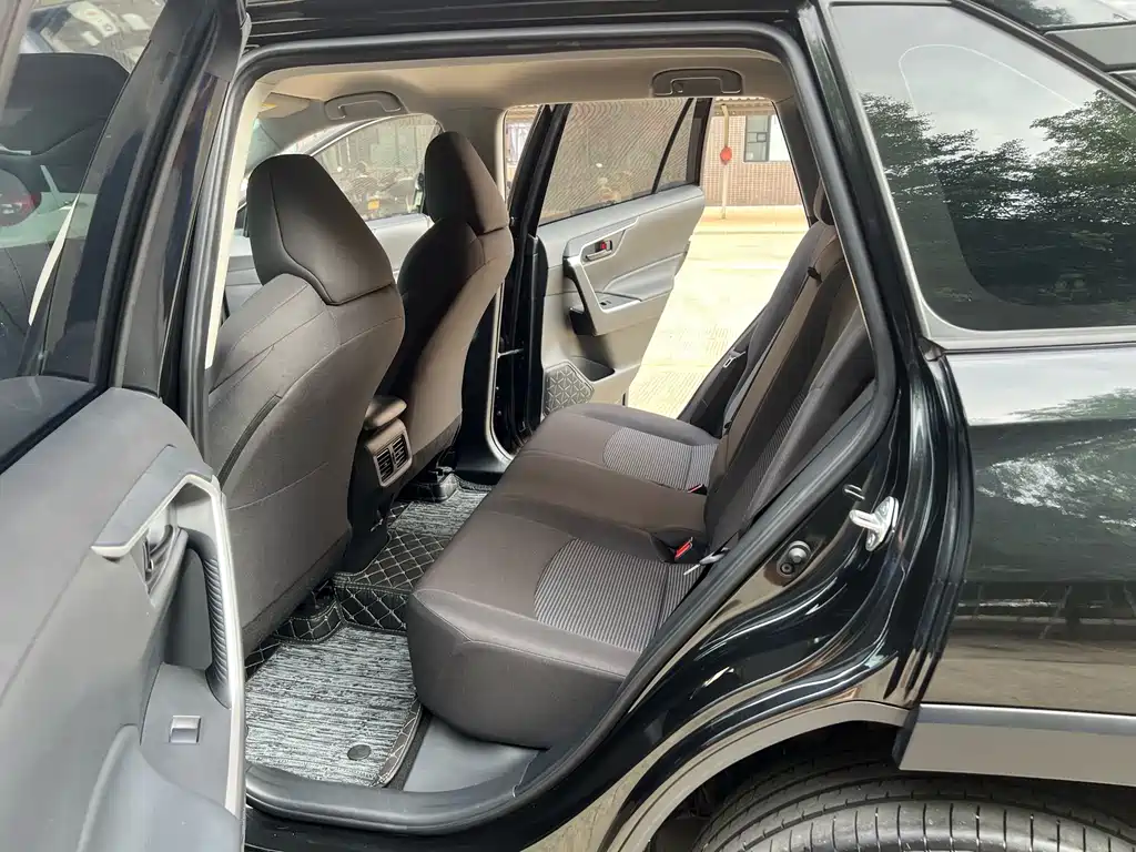 Toyota Wildlander — миниатюра 7