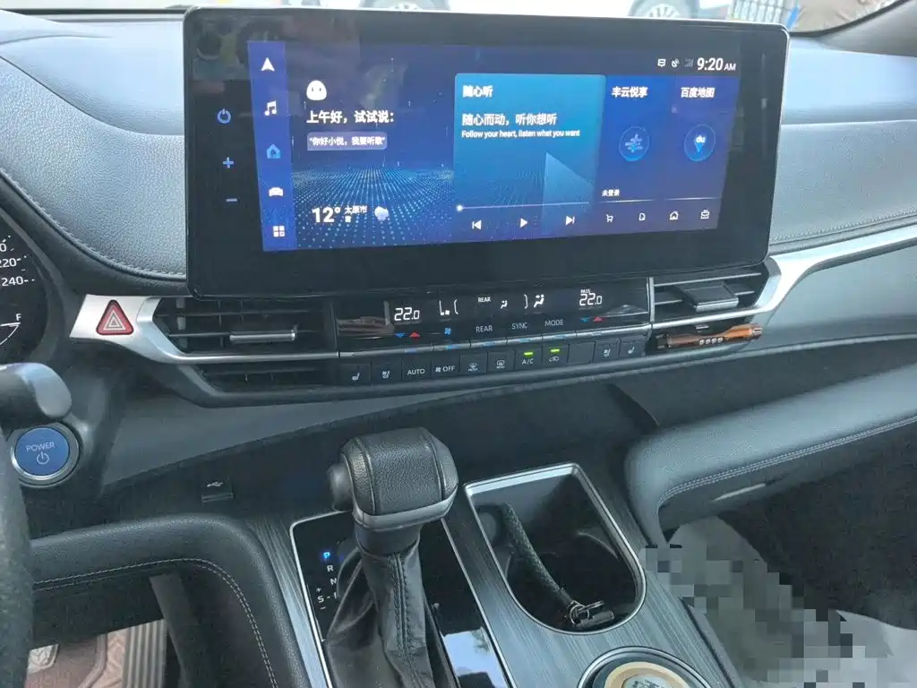 Toyota Sienna — миниатюра 9