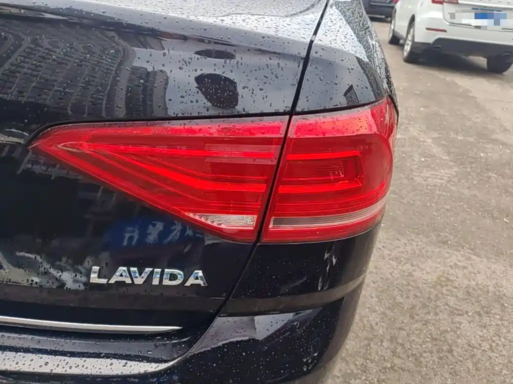 Volkswagen Lavida — миниатюра 8