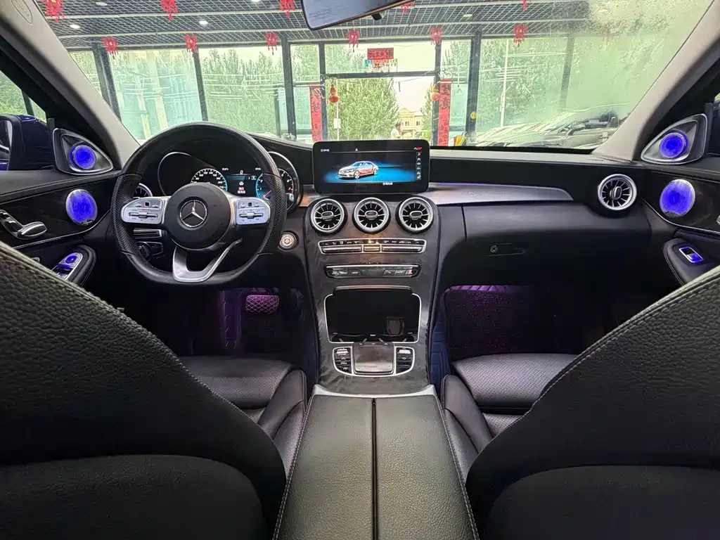 Mercedes-Benz C-Class — миниатюра 8