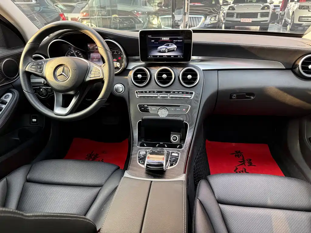 Mercedes-Benz C-Class — миниатюра 15