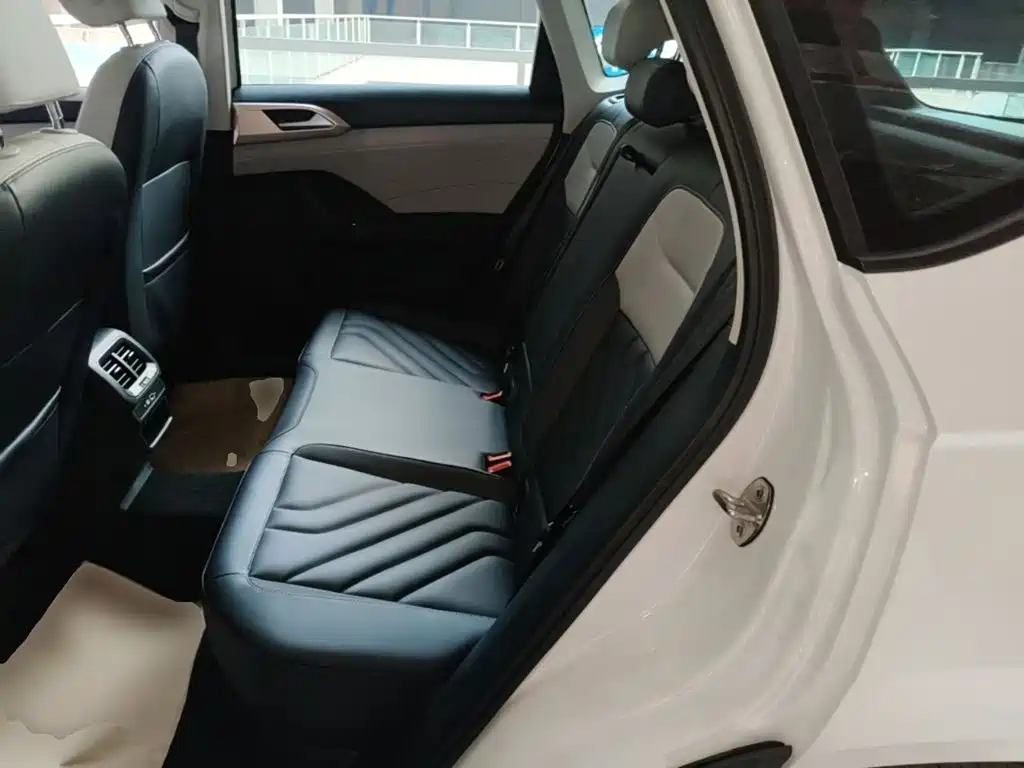 Volkswagen Tharu — миниатюра 17