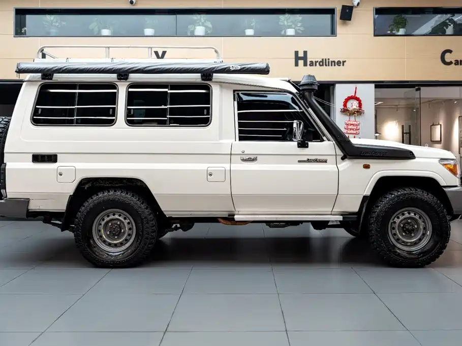 Toyota Land Cruiser — миниатюра 3