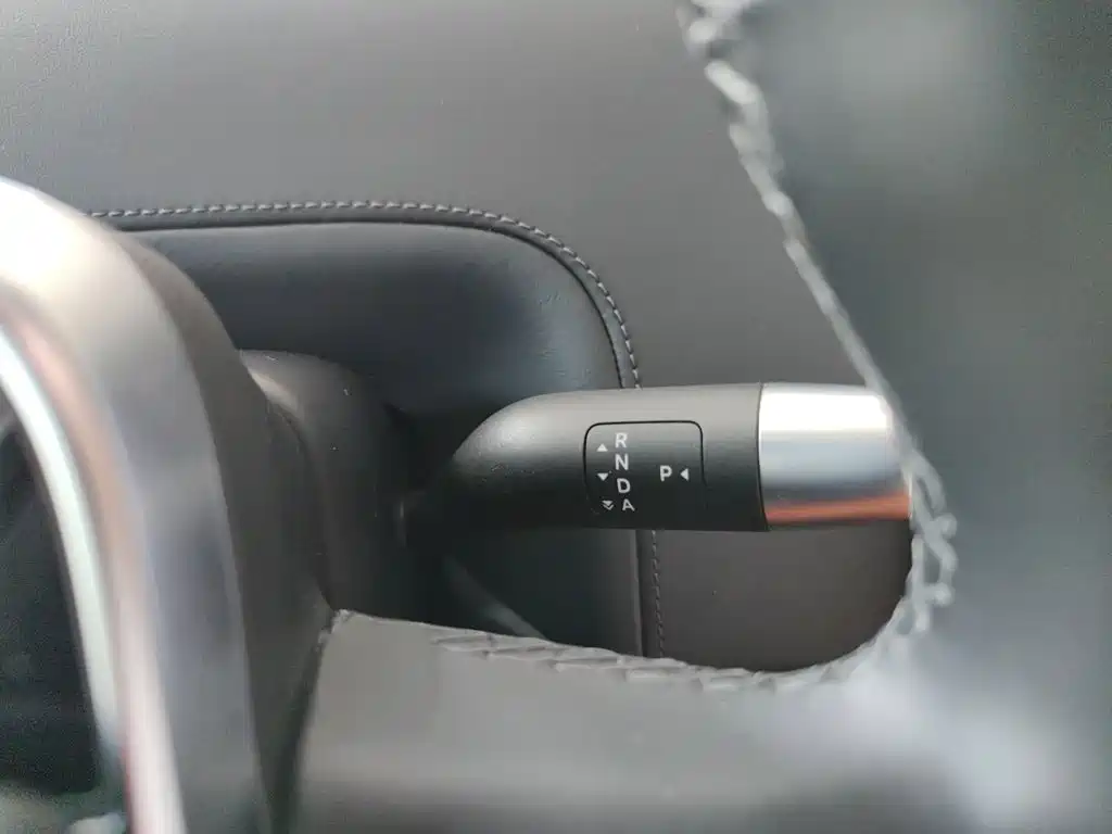 Li Auto Li L8 — миниатюра 5
