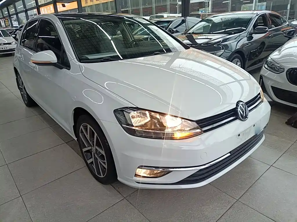 Volkswagen Golf — миниатюра 4